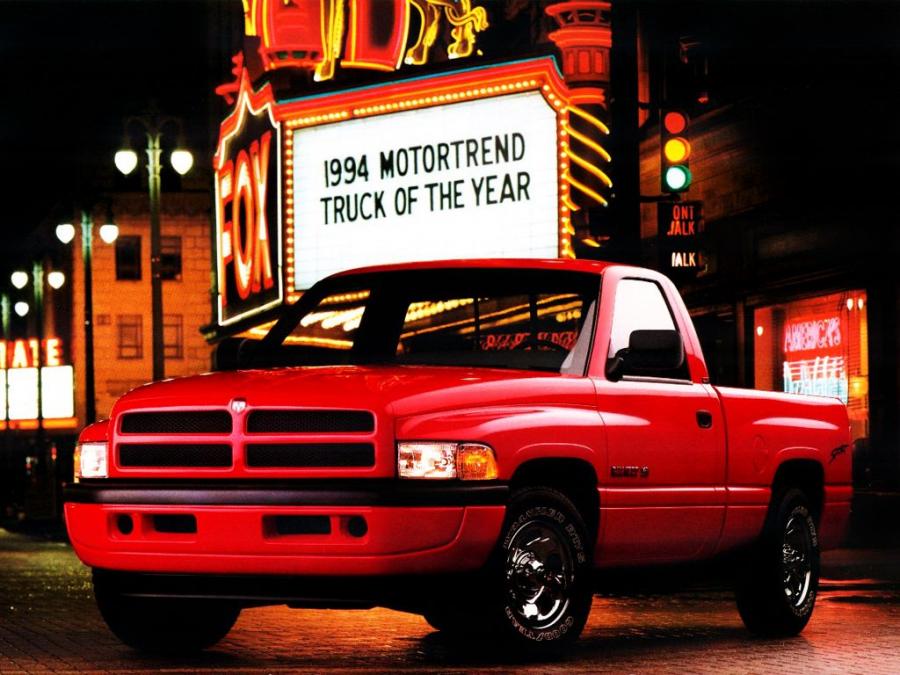  Dodge Ram 1500 Sport Regular Cab 1994 года  (фото 2 из 4)
